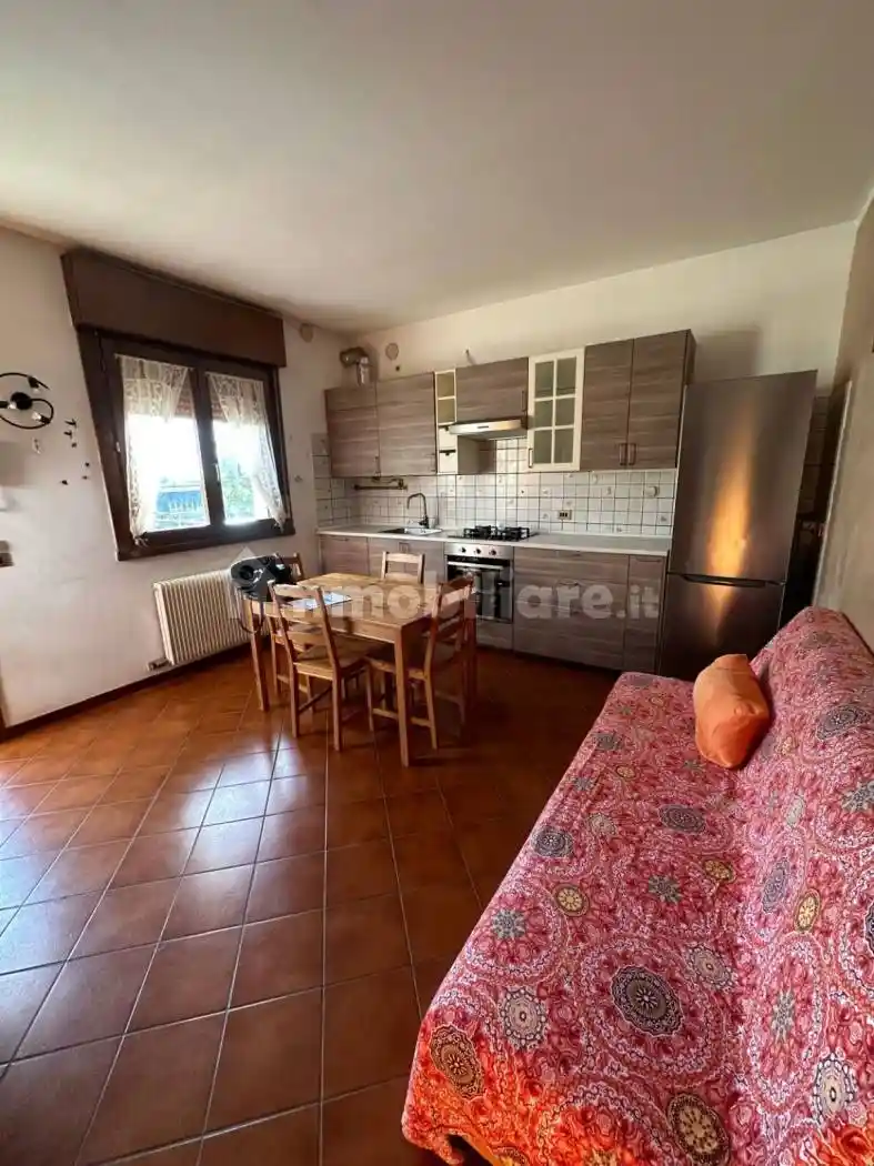 Appartamento in vendita a Paese