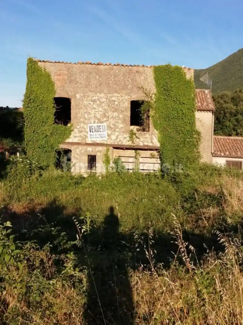 Rustico - Casale in vendita a Campochiaro