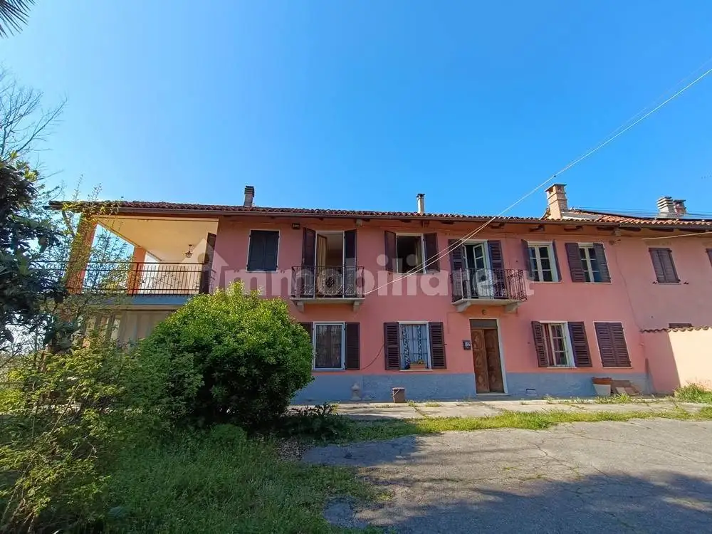 Casa indipendente in vendita a Asti