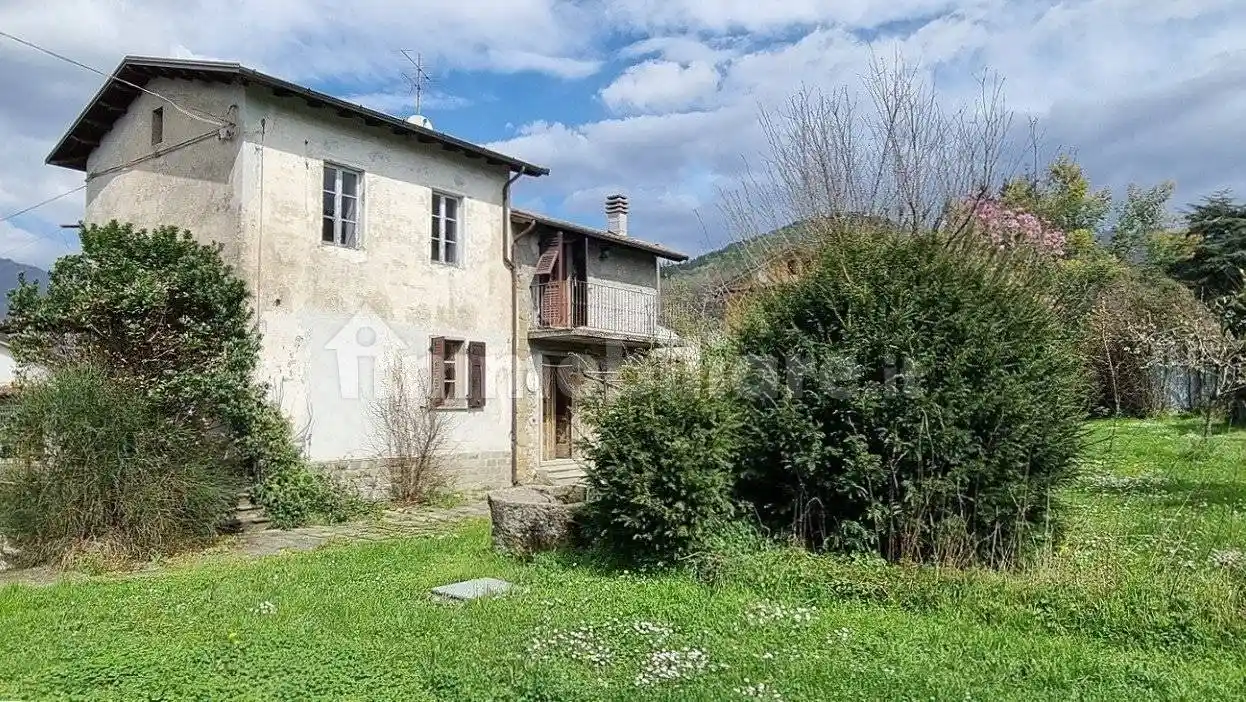 Villa in vendita a Fivizzano