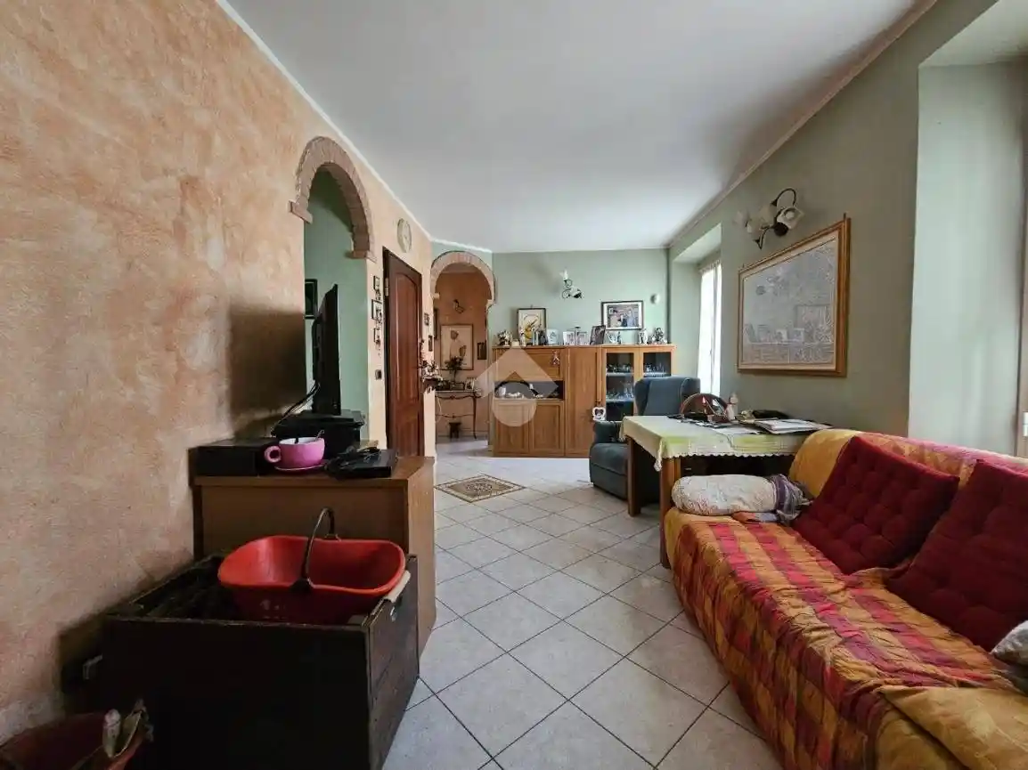 Quadrilocale via Mazzini 1, Centro, Castel Boglione - foto 2