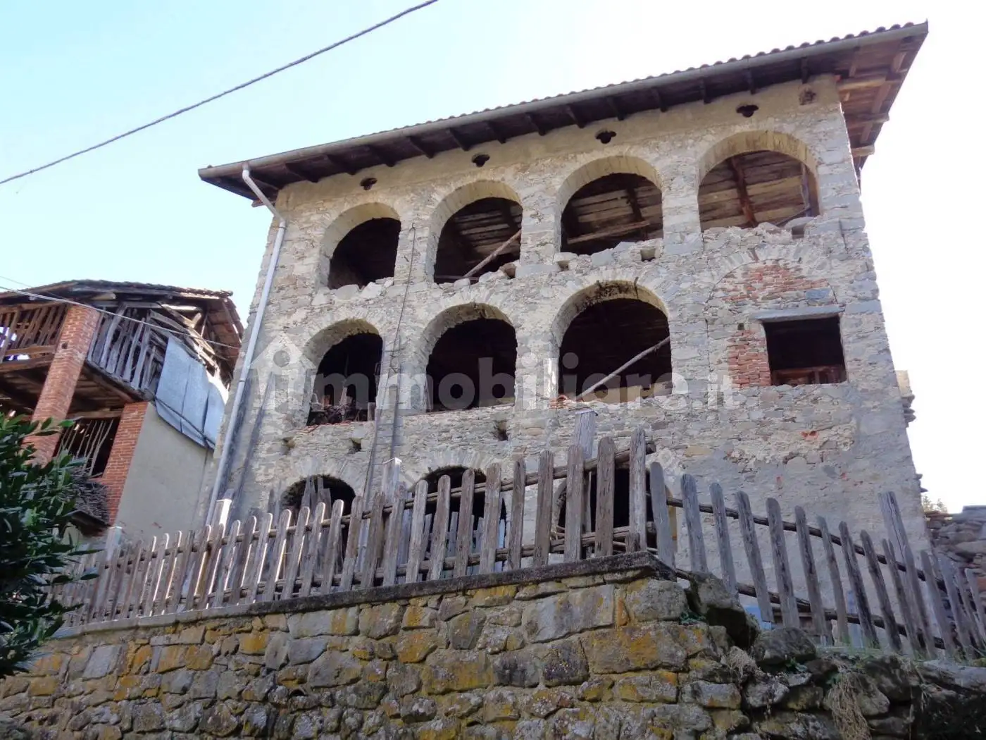Casa indipendente in vendita a Madonna del Sasso