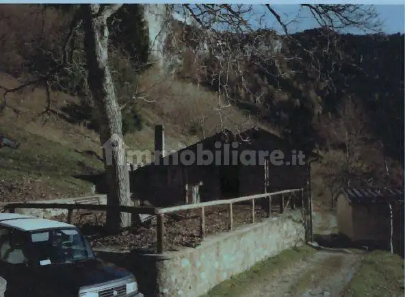 Rustico - Casale in vendita a Angolo Terme