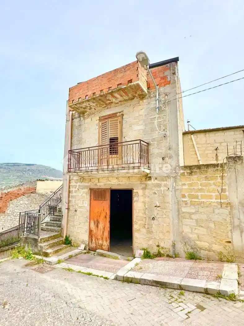 Terratetto unifamiliare via Benedetto Marabitti 2, Centro, Chiusa Sclafani - foto 2