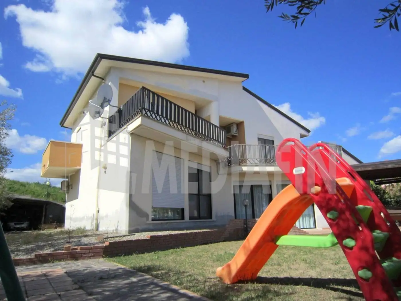 Villa in vendita a Calopezzati