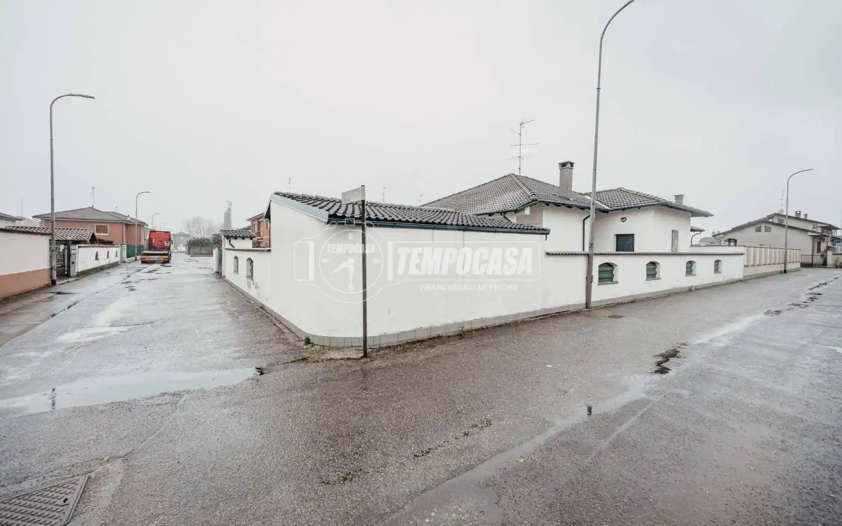 Villa in vendita a Robbio