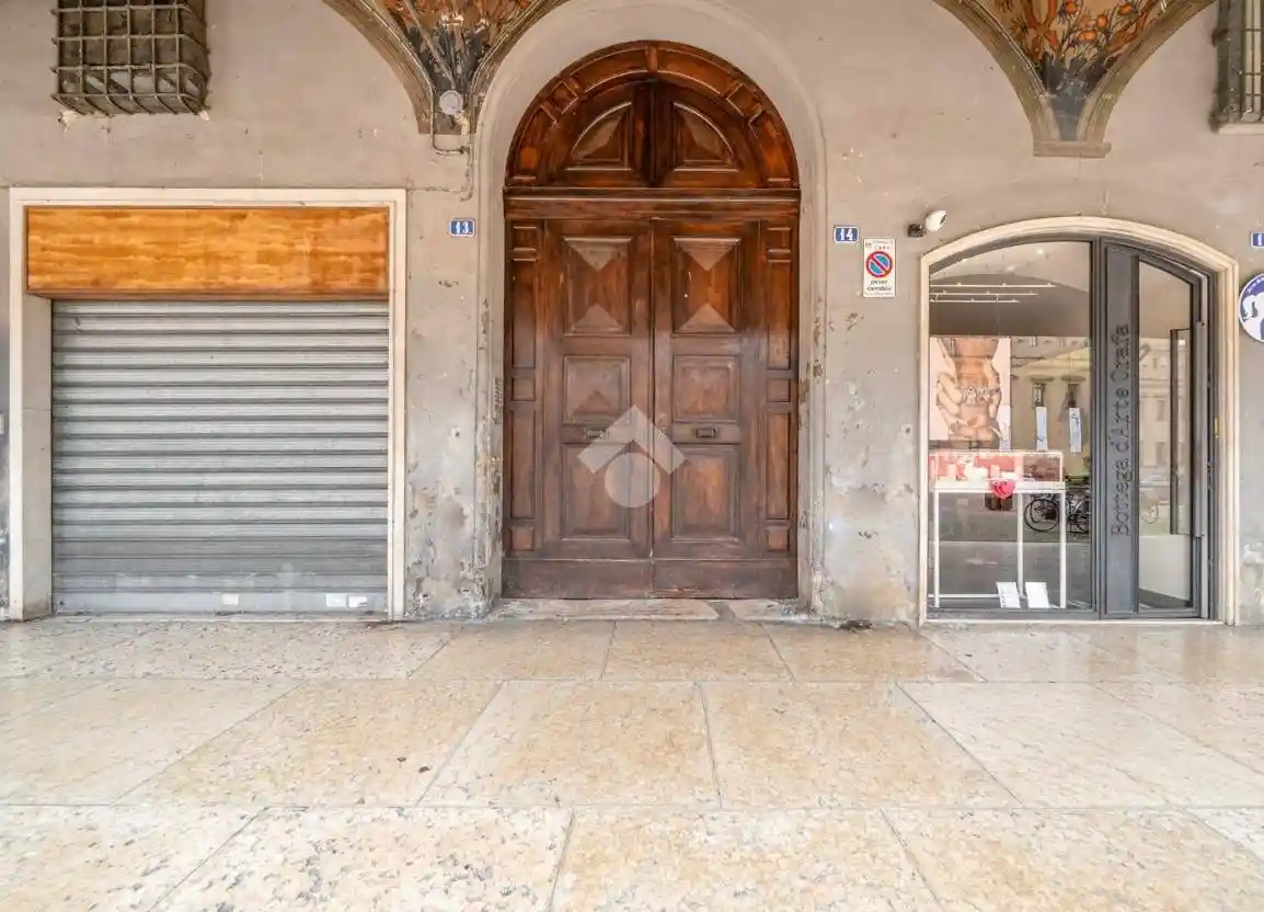 Palazzo - Edificio in vendita a Carpi