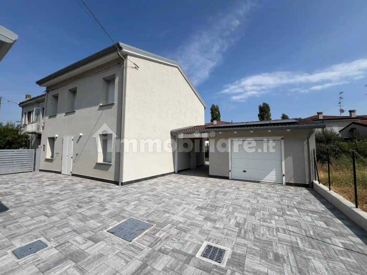 Villa in vendita a Guastalla