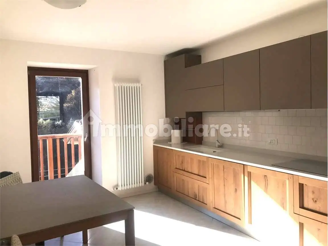 Appartamento in vendita a Terragnolo