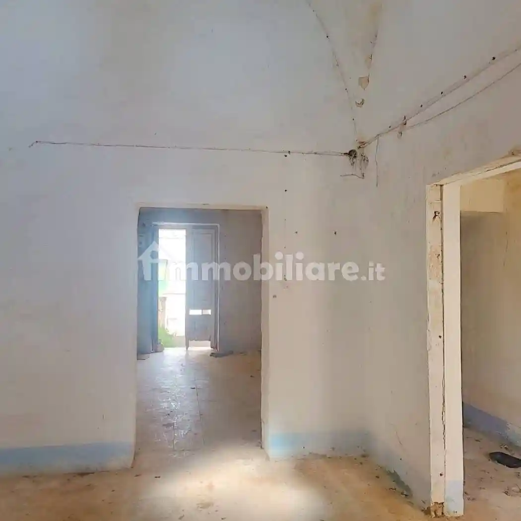 Appartamento via San Rocco 114, Surano - foto 3