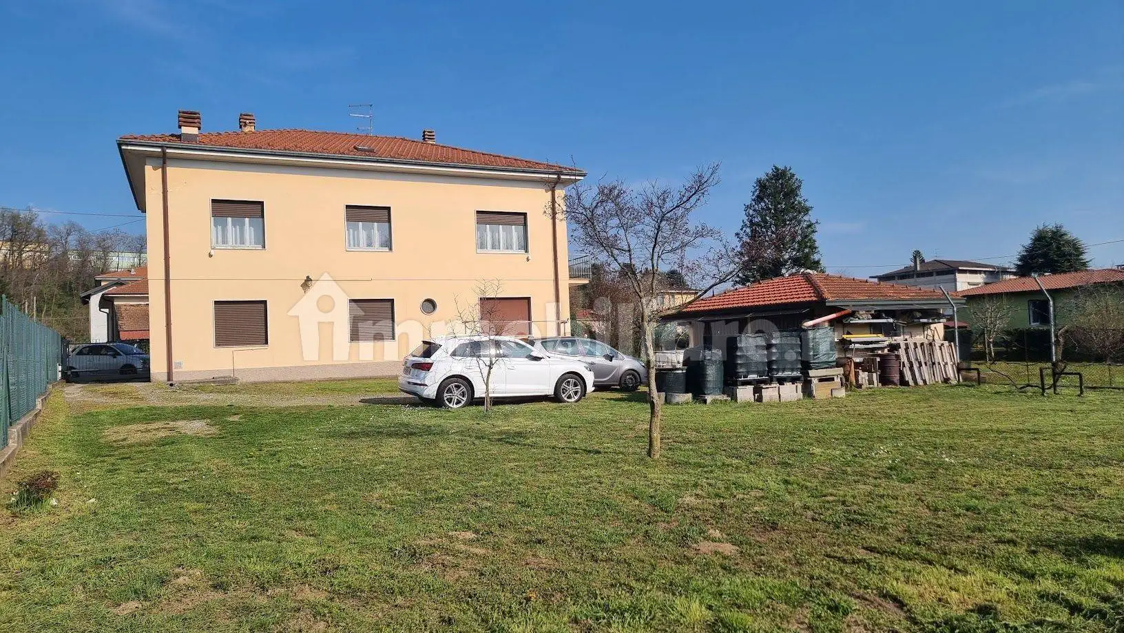 Villa in vendita a Castronno