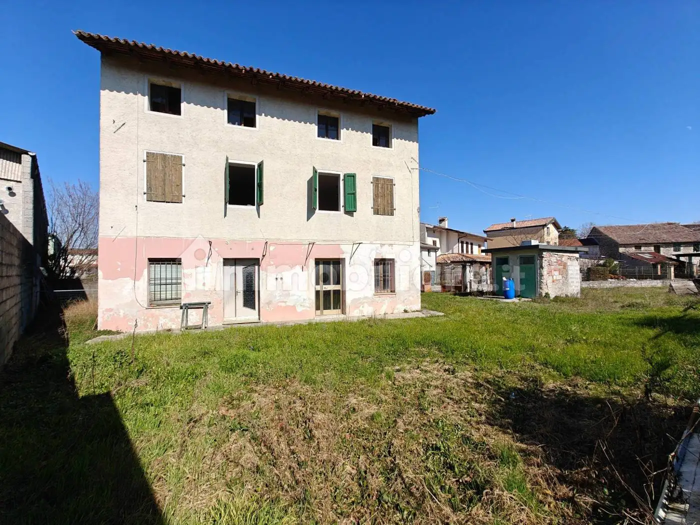 Villa in vendita a Bertiolo