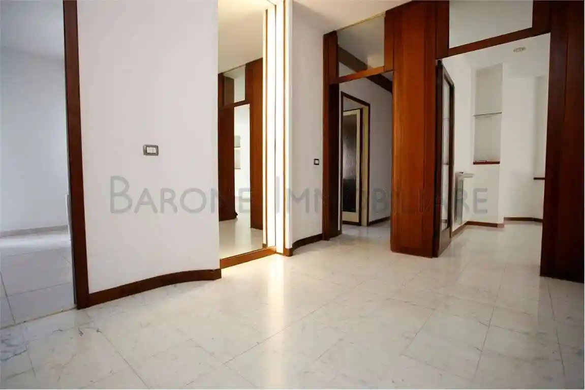 Appartamento in vendita a Massa