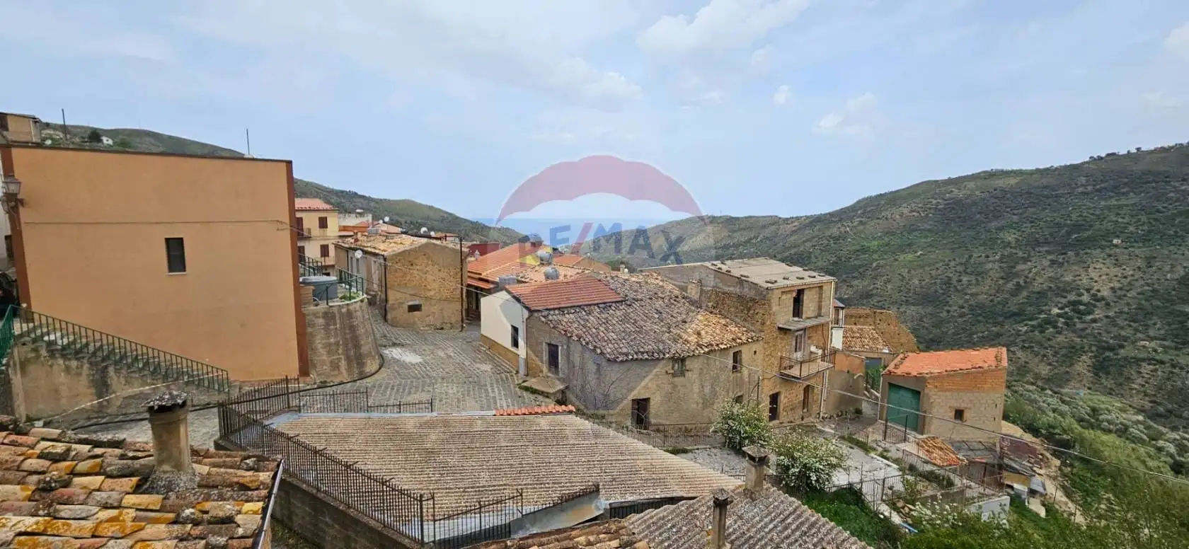 Casa indipendente in vendita a Reitano