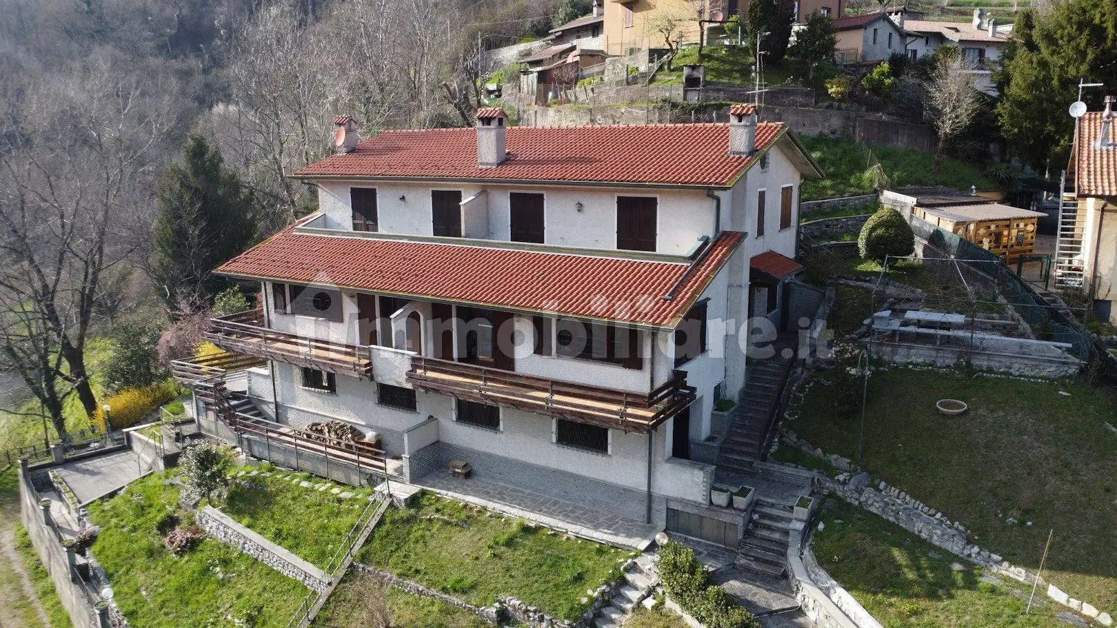 Appartamento in vendita a Rezzago