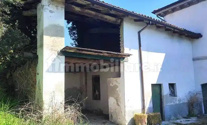 Terratetto unifamiliare 220 m², da ristrutturare, Colombarone, Canneto Pavese - foto 3