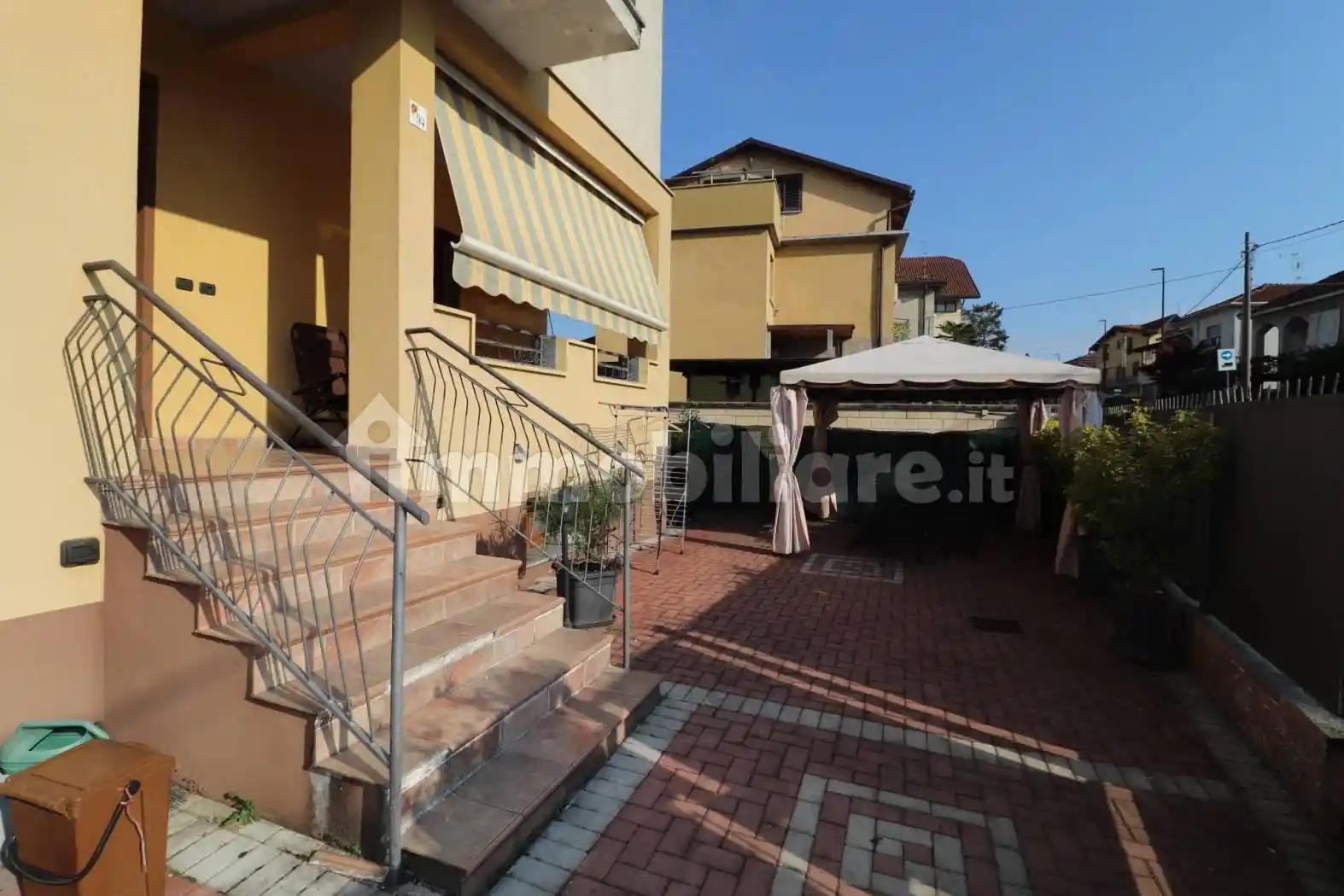 Villa in vendita a Limbiate