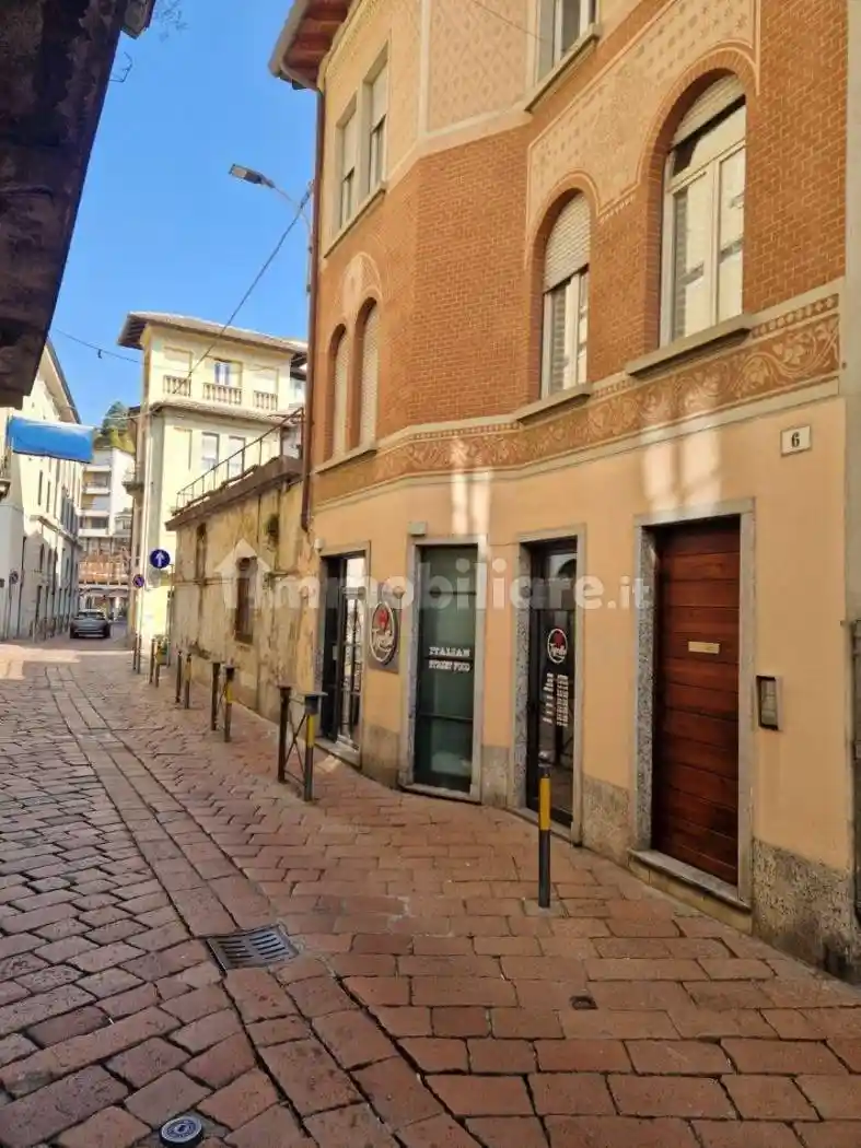 Appartamento in vendita a Varese