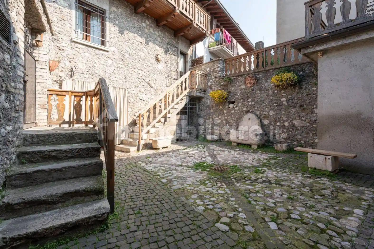 Villa in vendita a Salò