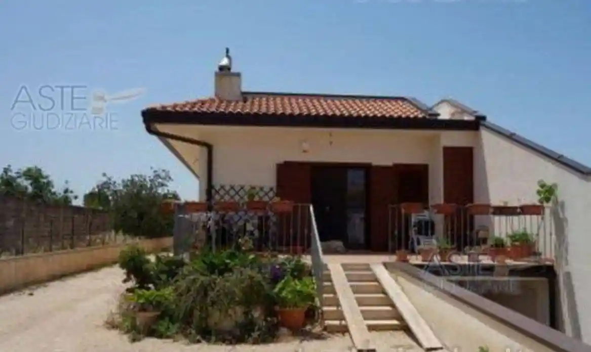 Villa in vendita a Sammichele di Bari