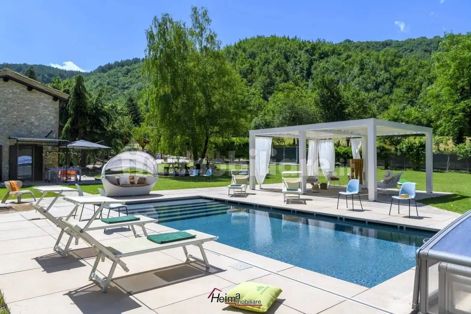 Villa in vendita a Sarnano