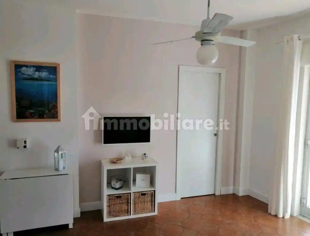 Appartamento in vendita a Giardini-Naxos