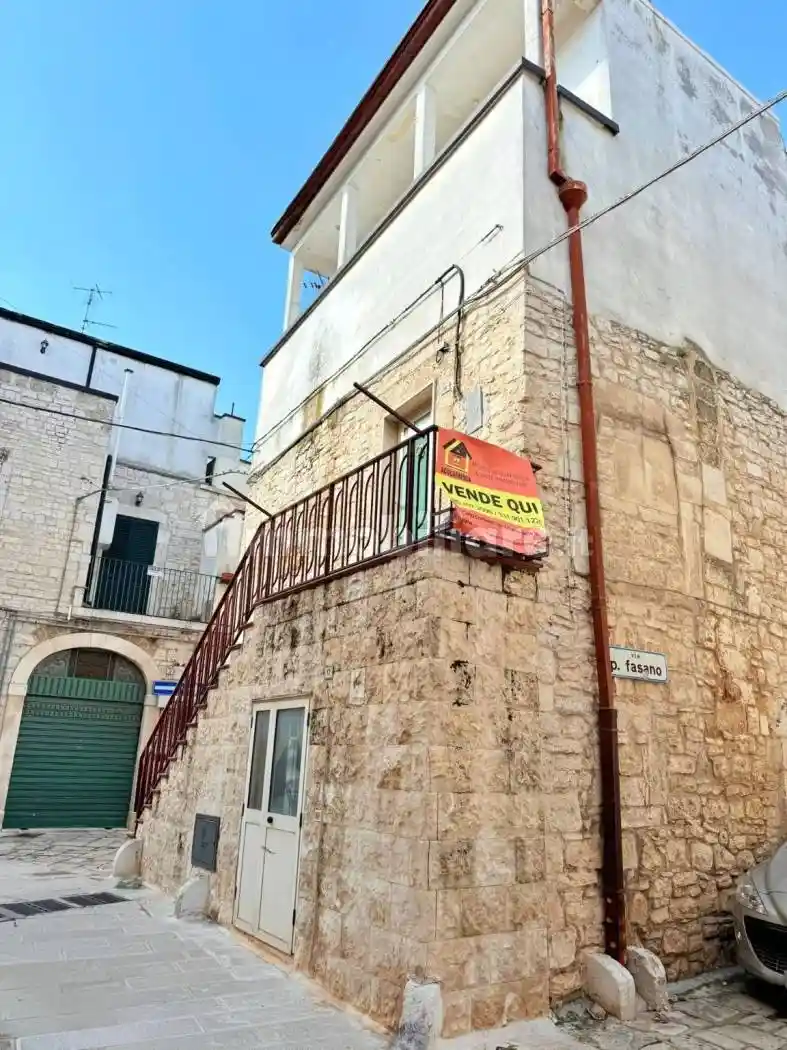 Casa indipendente in vendita a Cassano delle Murge