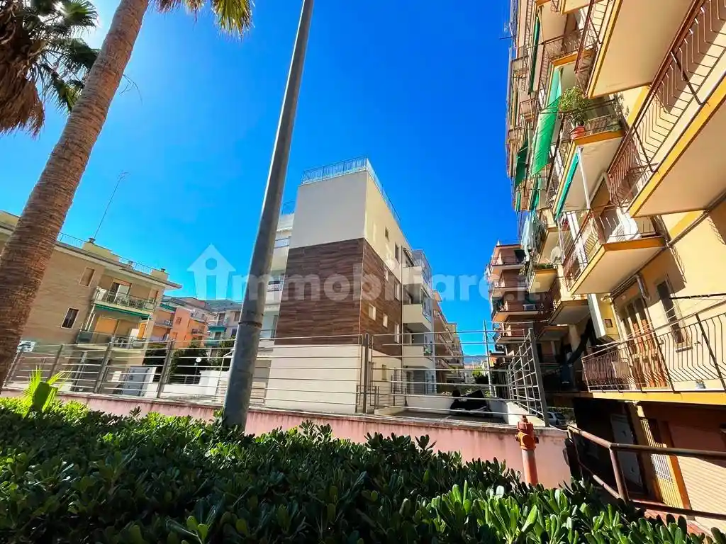 Appartamento in vendita a Borghetto Santo Spirito