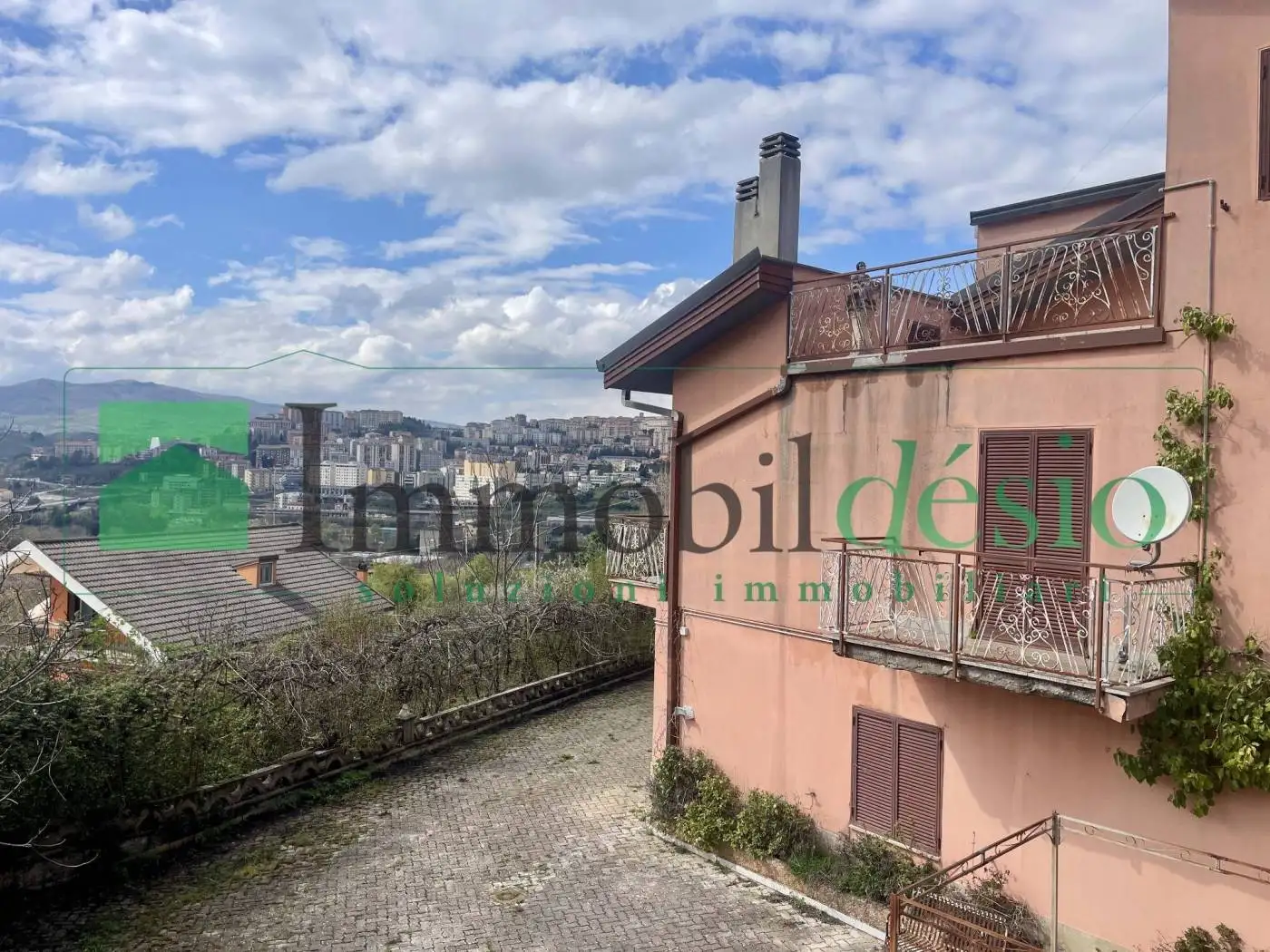 Villa in vendita a Potenza