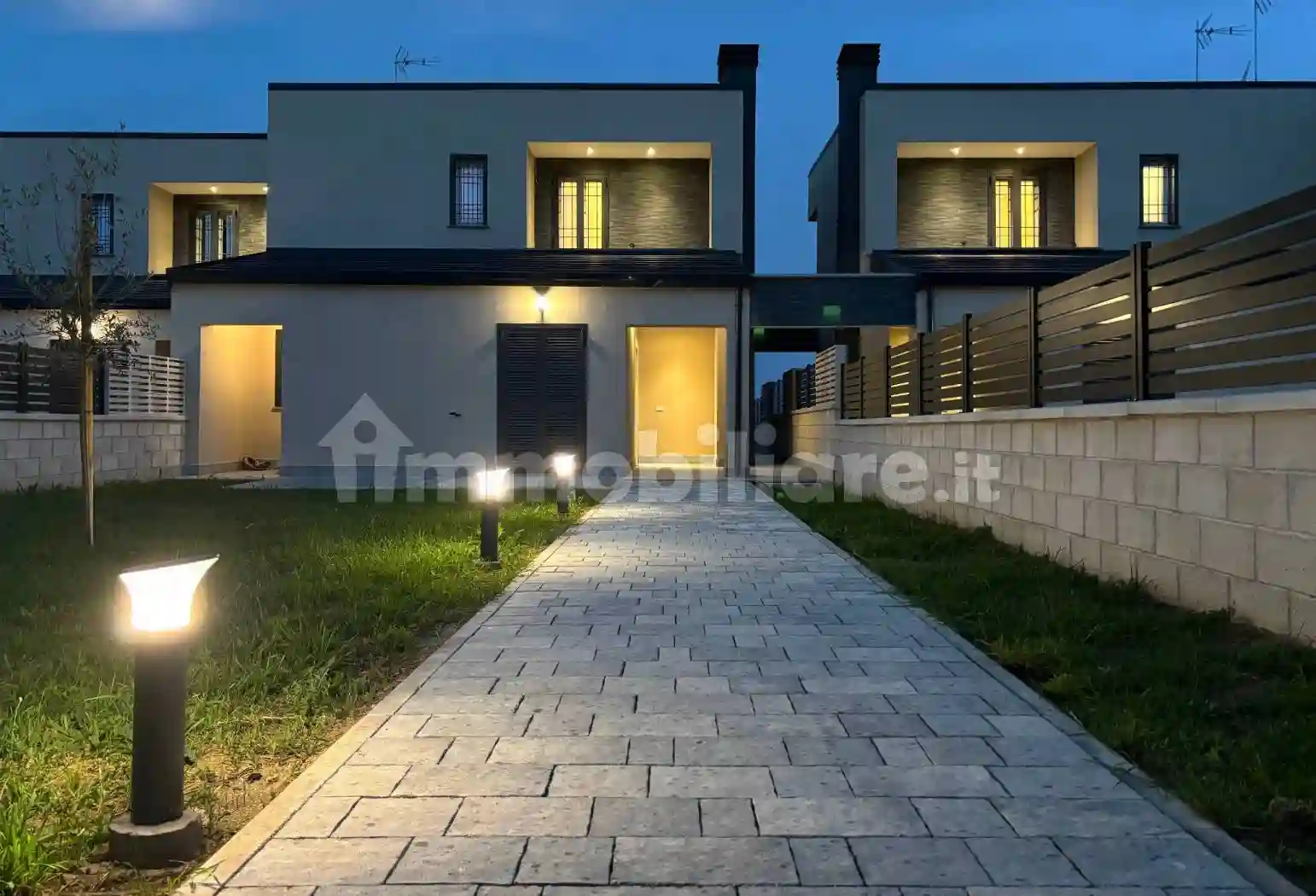 Villetta a schiera - foto 2