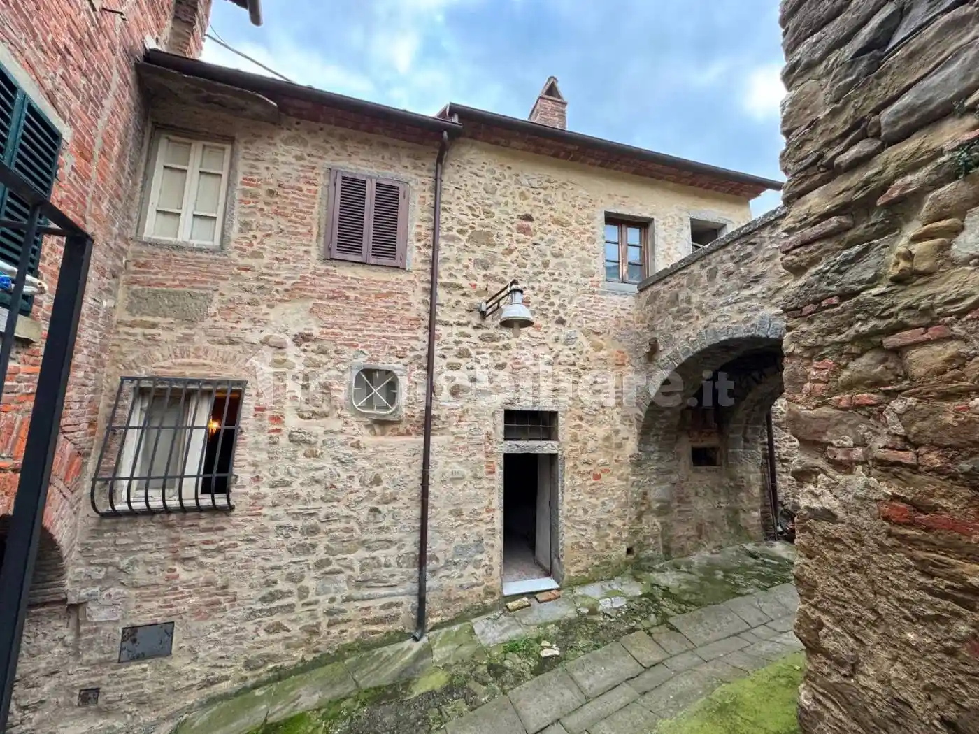 Casa indipendente in vendita a Castiglion Fiorentino