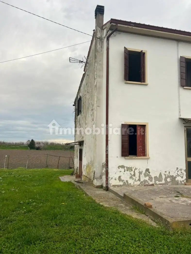 Villa in vendita a Pernumia