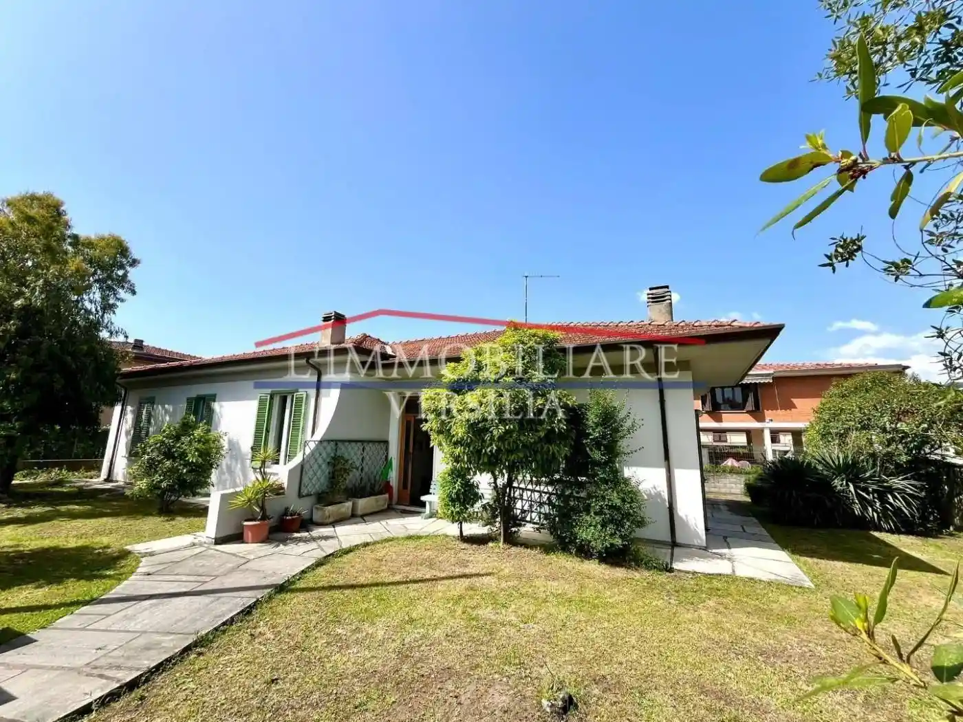 Villa in vendita a Carrara