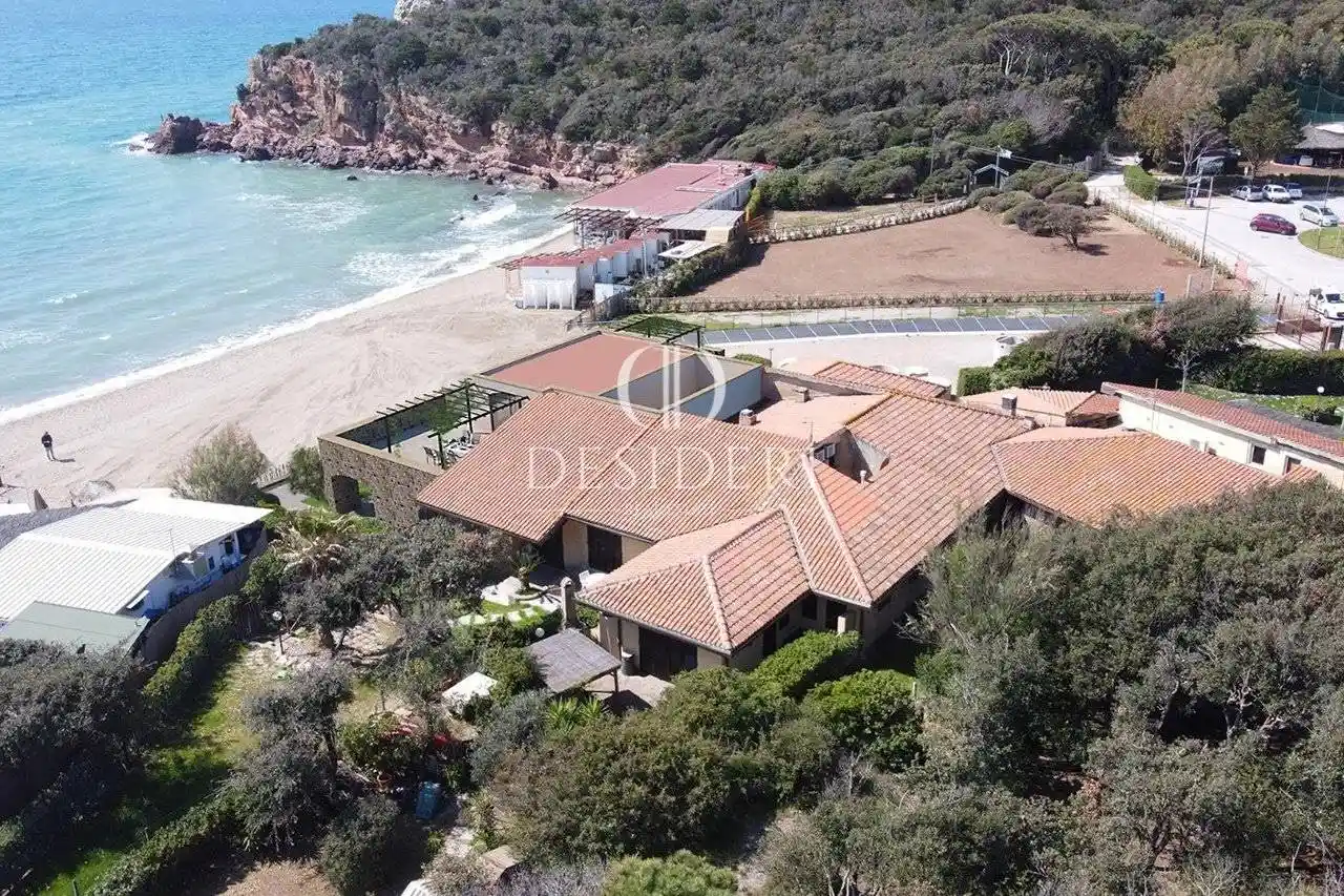 Villa in vendita a Castiglione della Pescaia