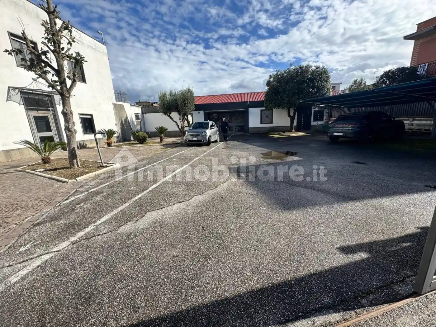 Palazzo - Edificio in Affitto - foto 3