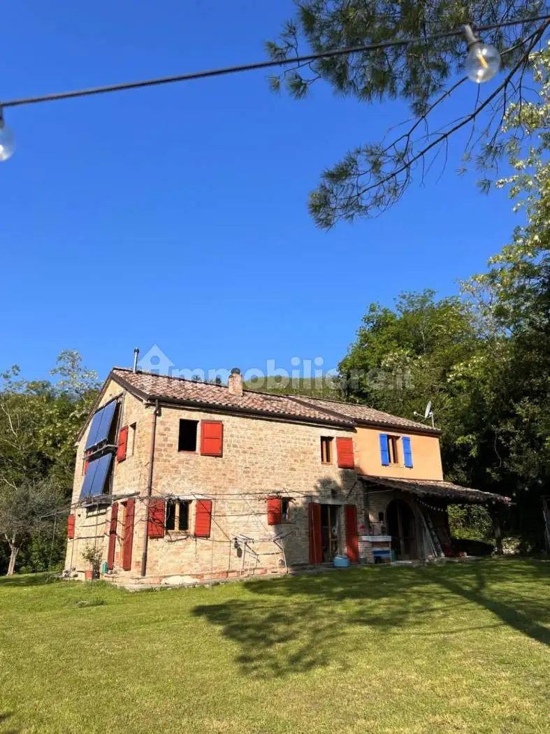 Rustico - Casale in vendita a Poggio San Marcello