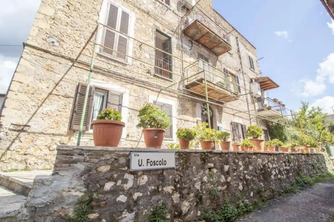 Appartamento in vendita a Marcellina