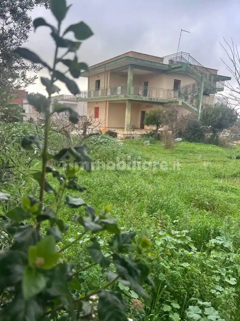 Villa in vendita a Pulsano