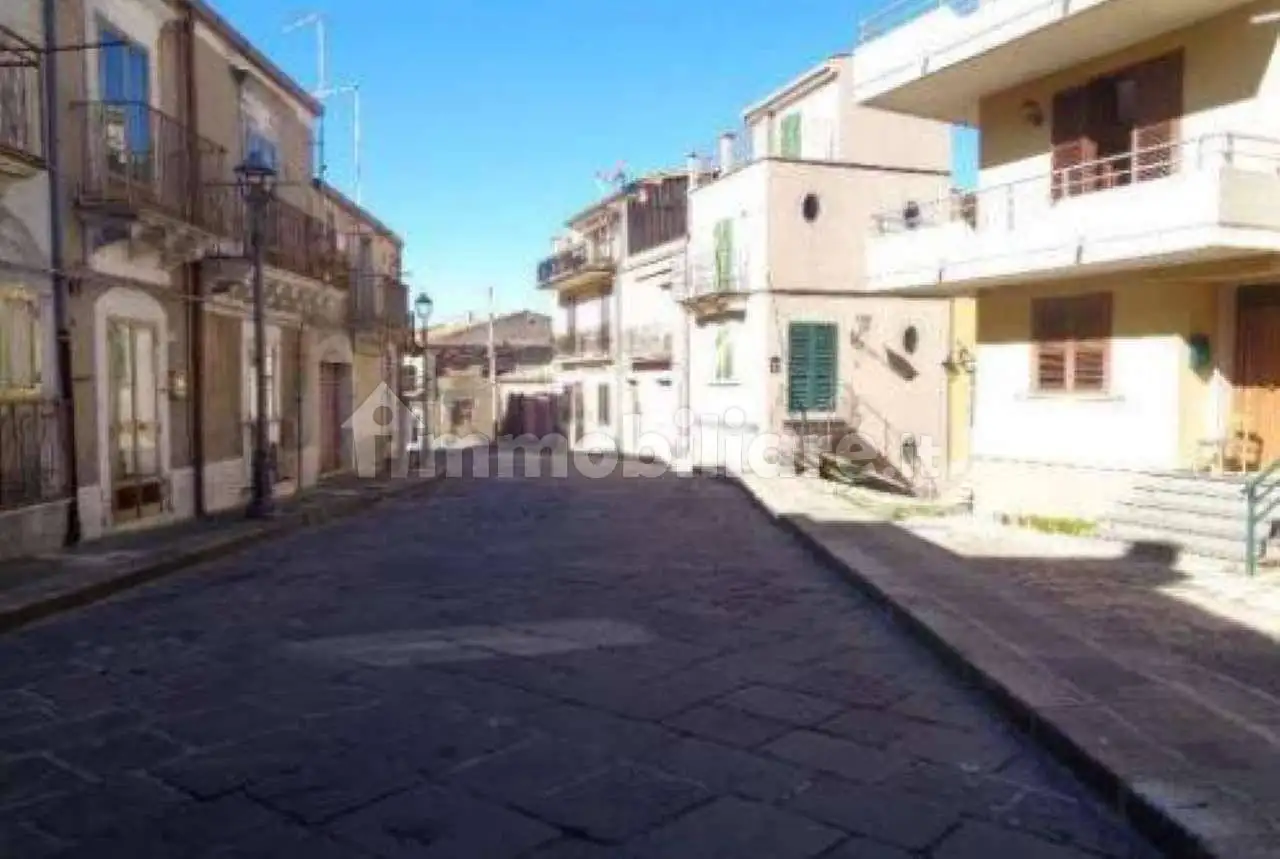 Casa indipendente in vendita a Buccheri