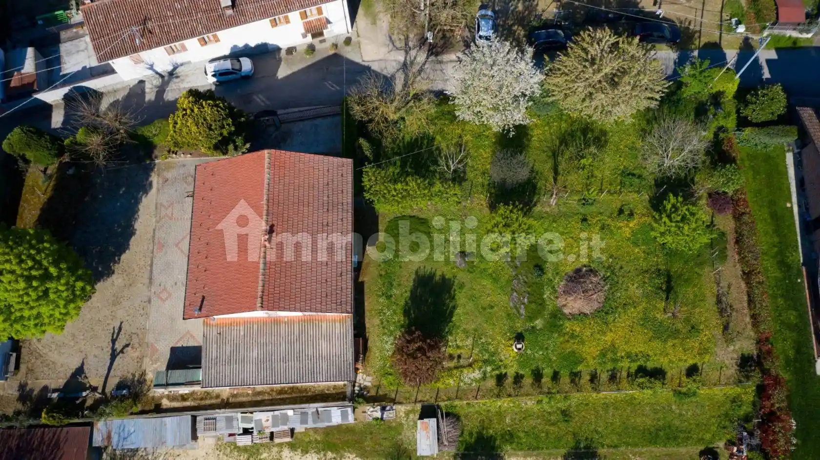 Villa unifamiliare Govone, via Craviano, 70/A, Centro, Govone - foto 3