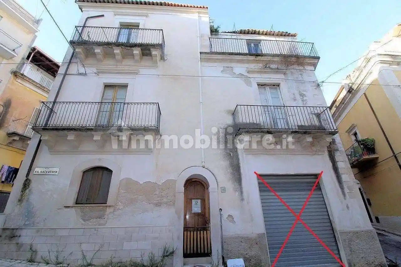 Casa indipendente in vendita a Ragusa