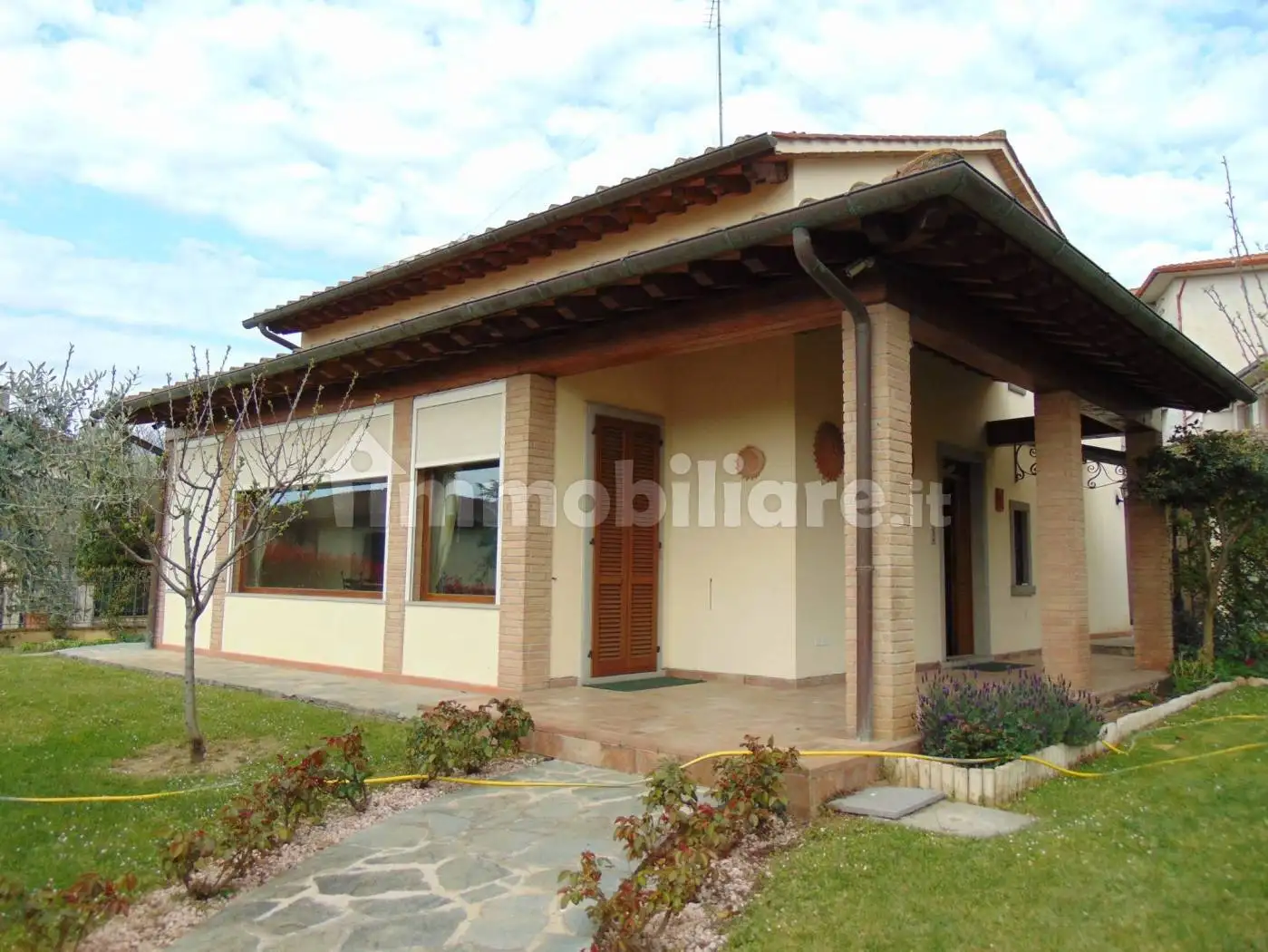 Villa in vendita a Arezzo