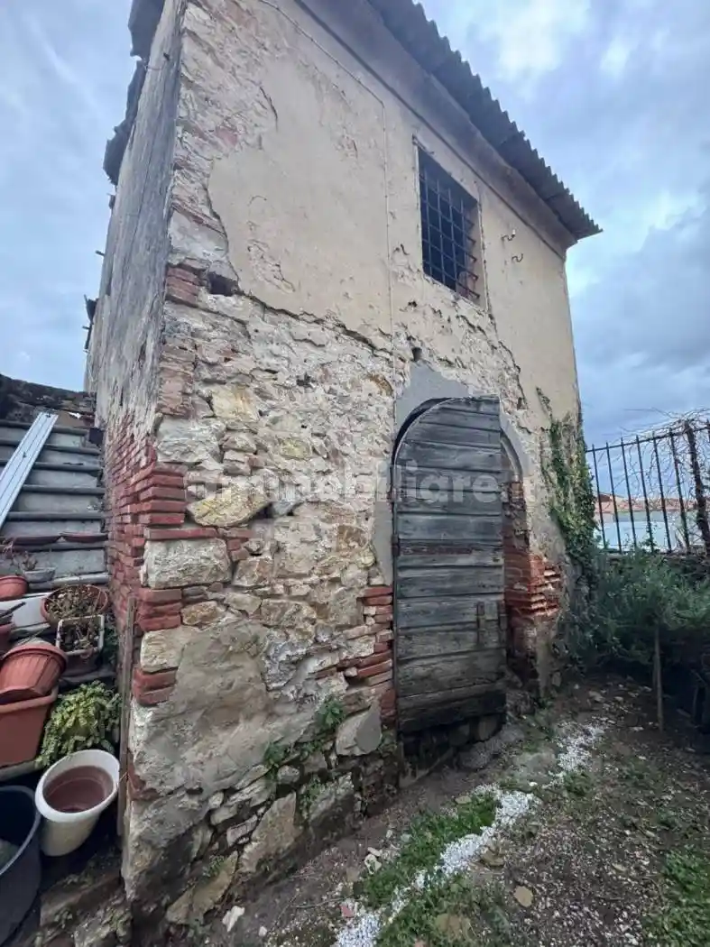 Villa in vendita a Viareggio