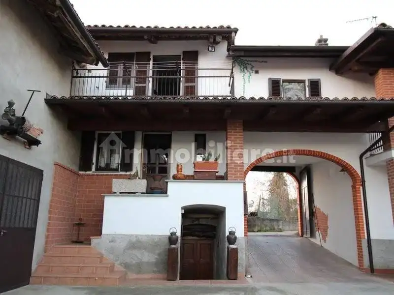 Villa unifamiliare, ottimo stato, 1227 m², Camerano Casasco - foto 3