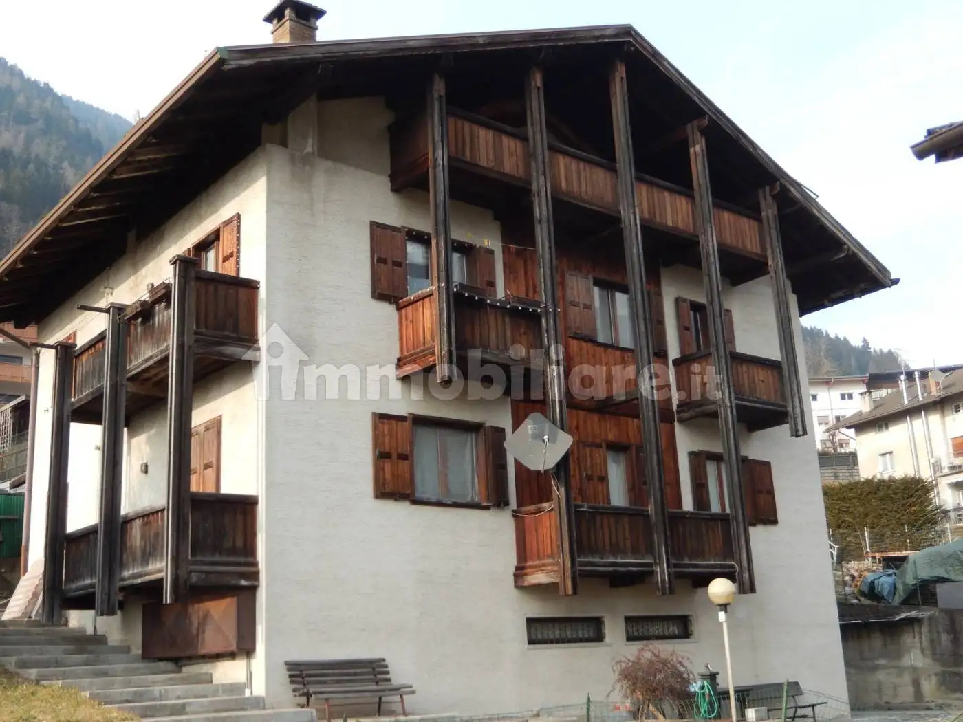 Palazzo - Edificio in vendita a Spiazzo