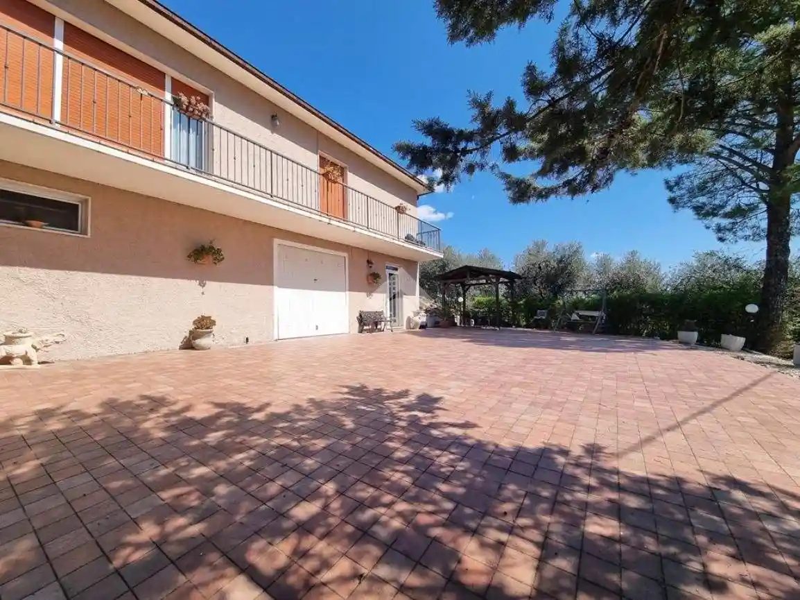 Villa unifamiliare Ss 150, Teramo - foto 2