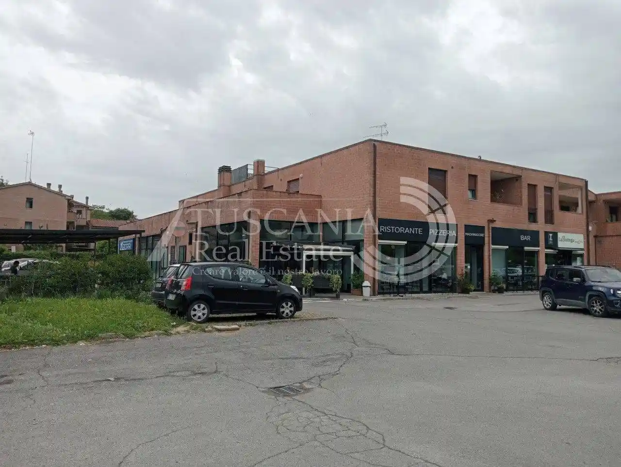 Palazzo - Edificio in vendita a Monteriggioni