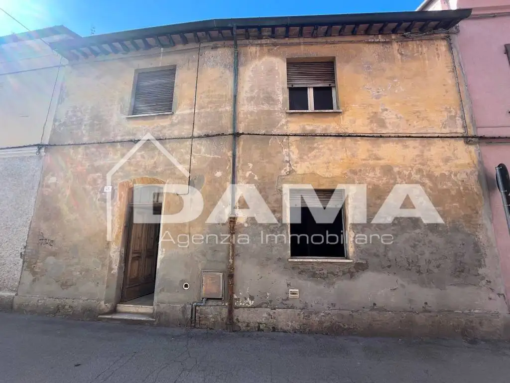 Casa indipendente in vendita a Forlì