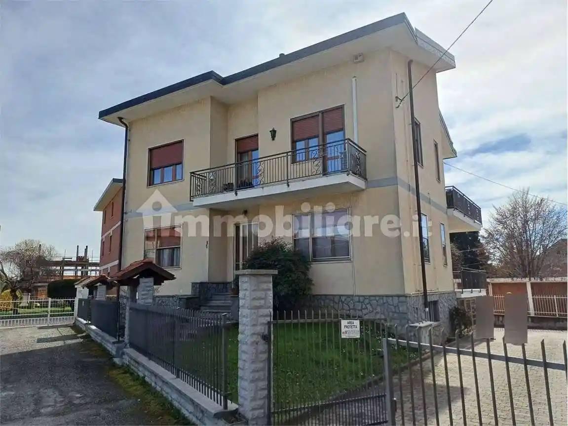 Villa in vendita a Ciriè