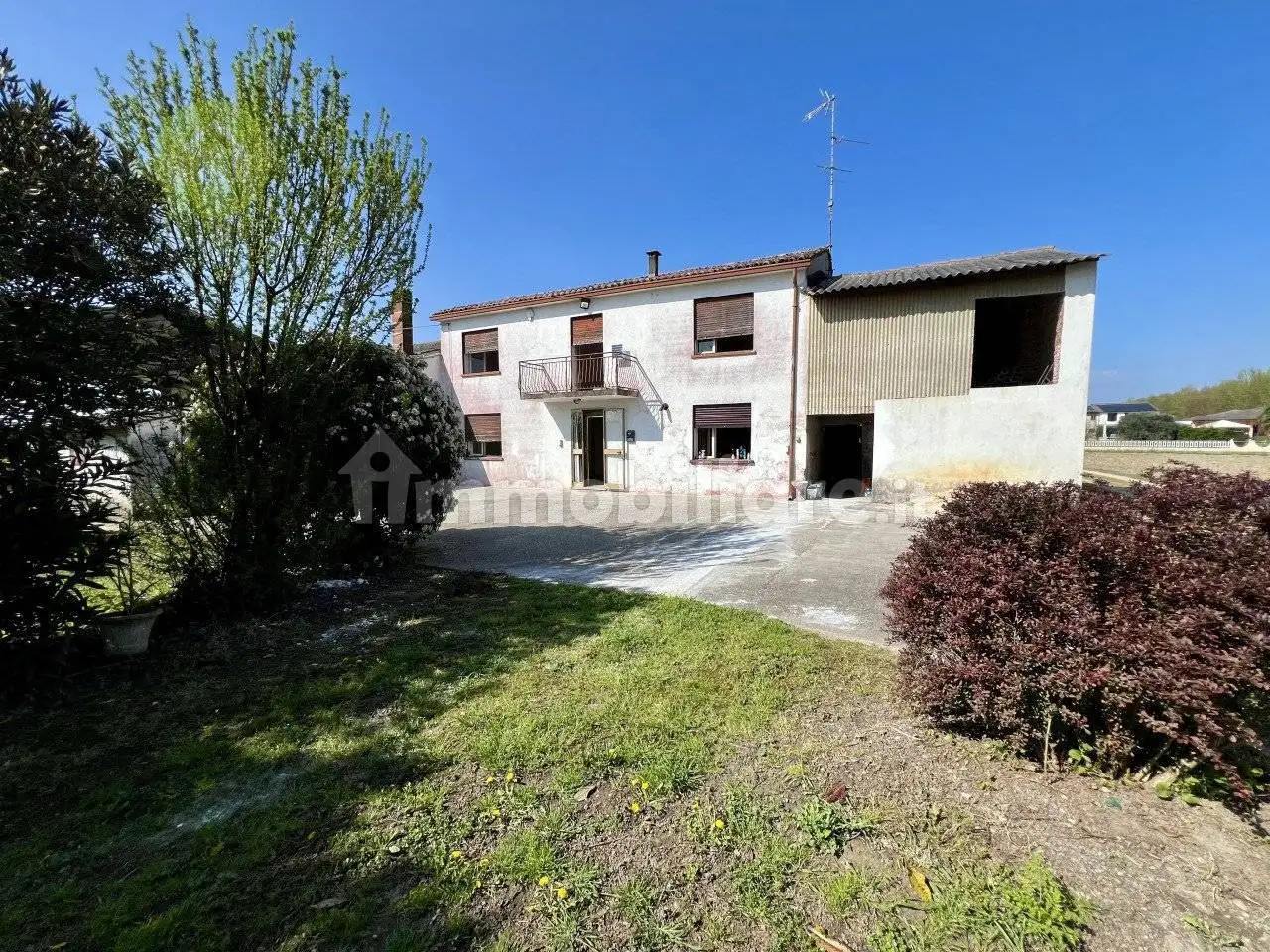 Terratetto unifamiliare via oni,52, Oni, Boschi Sant'Anna - foto 2